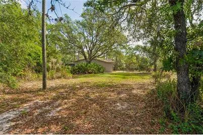 14345 Missouri Skylark Road, Weeki Wachee, FL 34614 - Photo 38