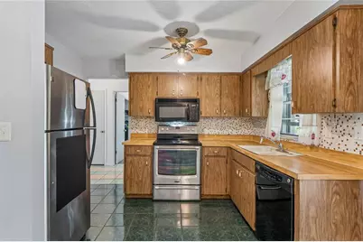 14345 Missouri Skylark Road, Weeki Wachee, FL 34614 - Photo 10
