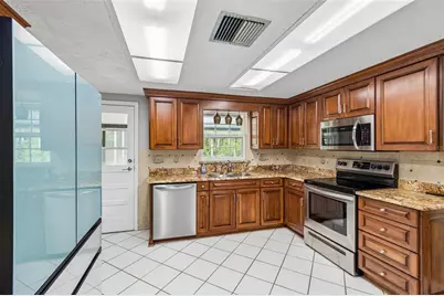 7635 Tanglewood Drive, New Port Richey, FL 34654 - Photo 6