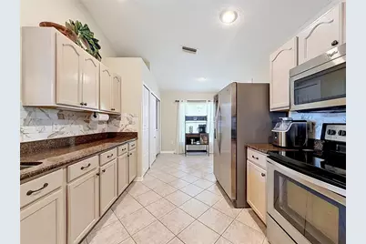 26714 Middleground Loop, Wesley Chapel, FL 33544 - Photo 10