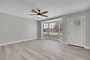 9312 Lake Christina Ln, Port Richey, FL 34668 - Photo 8