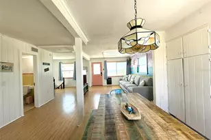 12609 Sunshine Ln, Treasure Island, FL 33706 - Photo 8