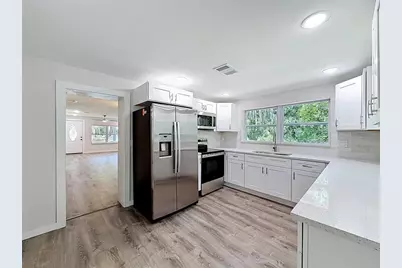 317 NE 13th Terrace, Crystal River, FL 34428 - Photo 2