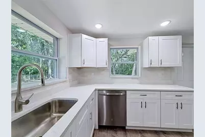317 NE 13th Terrace, Crystal River, FL 34428 - Photo 8