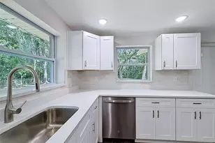 317 NE 13th Terrace, Crystal River, FL 34428 - Photo 8