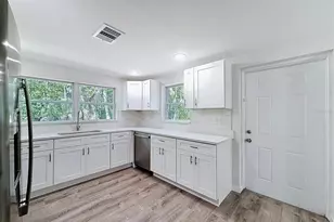 317 NE 13th Terrace, Crystal River, FL 34428 - Photo 12