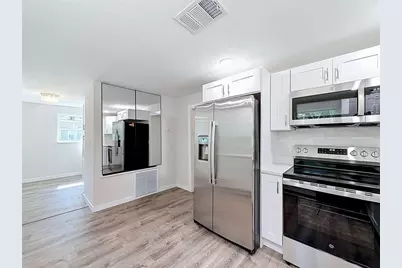 317 NE 13th Terrace, Crystal River, FL 34428 - Photo 6