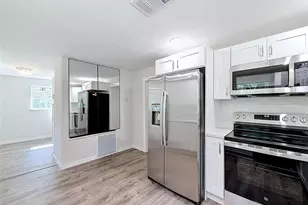 317 NE 13th Terrace, Crystal River, FL 34428 - Photo 6