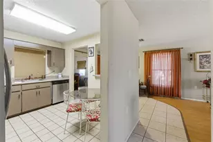 10636 Salamanca Dr, Port Richey, FL 34668 - Photo 22