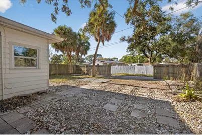 773 W Harbor Drive S, Saint Petersburg, FL 33705 - Photo 4