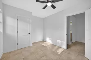 773 W Harbor Dr S, Saint Petersburg, FL 33705 - Photo 26