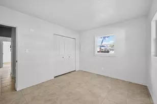 773 W Harbor Dr S, Saint Petersburg, FL 33705 - Photo 24
