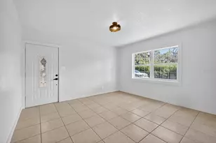 773 W Harbor Dr S, Saint Petersburg, FL 33705 - Photo 12
