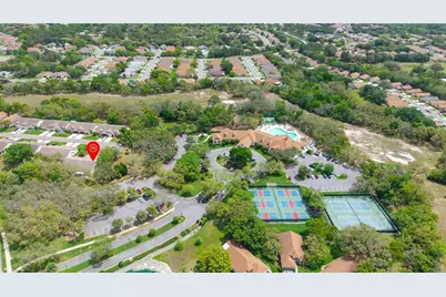 409 Candlestone Court, Spring Hill, FL 34609 - Photo 36