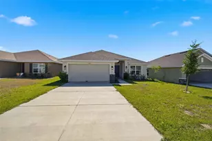 5524 Ocean Breeze Dr, Spring Hill, FL 34609 - Photo 2