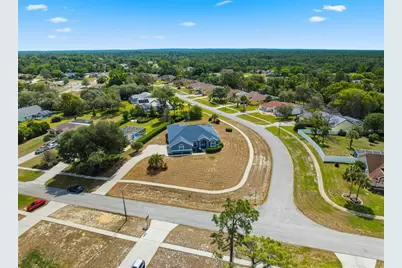 6101 Krista Drive, Spring Hill, FL 34609 - Photo 38