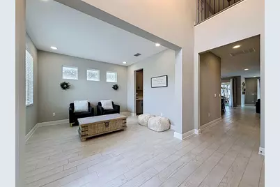 33163 Sycamore Leaf Drive, Wesley Chapel, FL 33545 - Photo 8