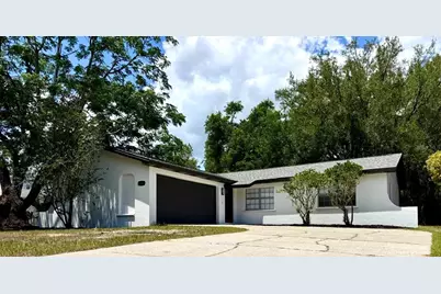 1639 Spring Lake Road, Fruitland Park, FL 34731 - Photo 1