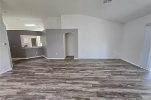 24505 Landing Dr, Lutz, FL 33559 - Photo 2