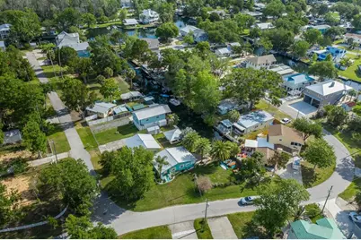 5473 Darlene Street, Weeki Wachee, FL 34607 - Photo 6