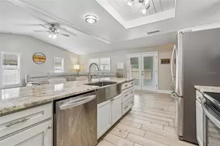 4706 Wandering Way, Tampa, FL 33624 - Photo 10