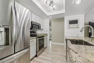 4706 Wandering Way, Tampa, FL 33624 - Photo 12