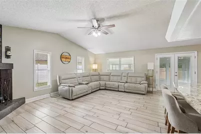 4706 Wandering Way, Tampa, FL 33624 - Photo 6
