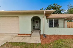 4706 Wandering Way, Tampa, FL 33624 - Photo 4