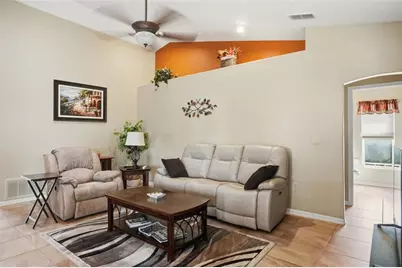 13415 Bolton Court, Spring Hill, FL 34609 - Photo 8