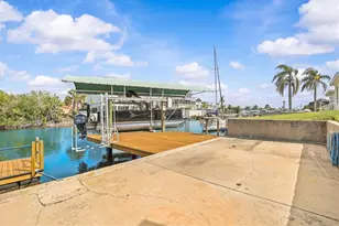 15722 Donzi Dr, Hudson, FL 34667 - Photo 54