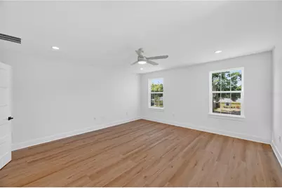 4181 56th Avenue N, Saint Petersburg, FL 33714 - Photo 32