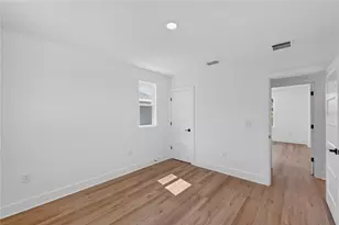 4181 56th Ave N, Saint Petersburg, FL 33714 - Photo 42