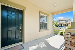 8751 Shady Pavillion Ct, Land O Lakes, FL 34637 - Photo 4