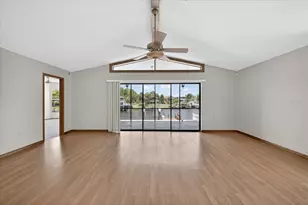 6236 Bayside Dr, New Port Richey, FL 34652 - Photo 6