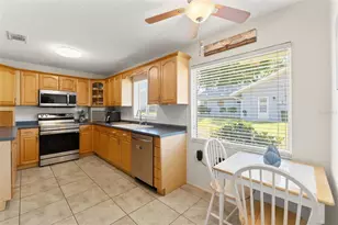 10520 Springwood Dr, Port Richey, FL 34668 - Photo 12