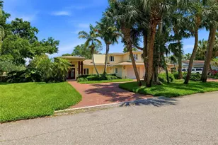 6000 2nd St S, Saint Petersburg, FL 33705 - Photo 2