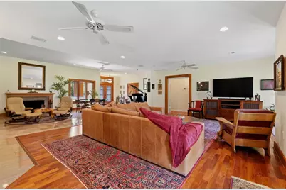 6000 2nd Street S, Saint Petersburg, FL 33705 - Photo 12