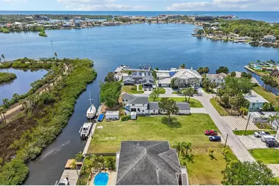 8212 Hayward Lane, Port Richey, FL 34668 - Photo 48