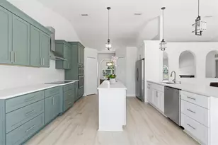 18063 Parrot Rd, Weeki Wachee, FL 34614 - Photo 24