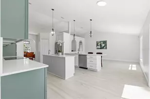 18063 Parrot Rd, Weeki Wachee, FL 34614 - Photo 18
