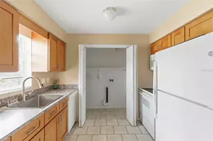 3052 Park Ln, Dunedin, FL 34698 - Photo 16