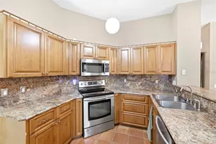 12515 Canton Ave, Hudson, FL 34669 - Photo 10