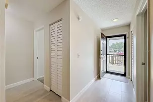 5406 Meadstone Ct, Tampa, FL 33624 - Photo 4