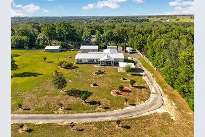 9706 US Highway 301, Dade City, FL 33525 - Photo 1