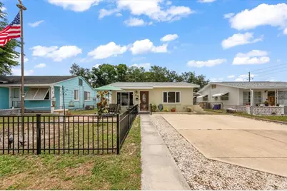 811 48th Avenue N, Saint Petersburg, FL 33703 - Photo 2