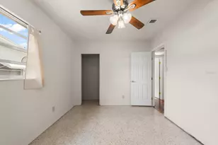 811 48th Ave N, Saint Petersburg, FL 33703 - Photo 8