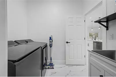 7372 Madrid Road, Weeki Wachee, FL 34613 - Photo 32