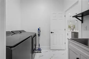 7372 Madrid Rd, Weeki Wachee, FL 34613 - Photo 32