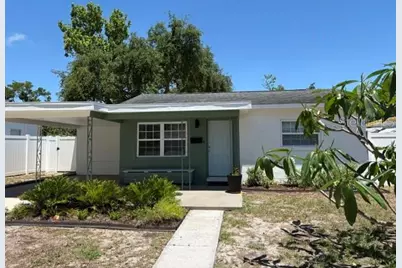661 63rd Avenue S, Saint Petersburg, FL 33705 - Photo 1