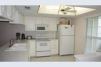 7616 Danube Drive, Hudson, FL 34667 - Photo 2